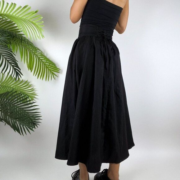 Vintage 90s Black Classy High Waisted Dark Coquette Flowy Ruffled Midi Skirt / 2 - Picture 2 of 6